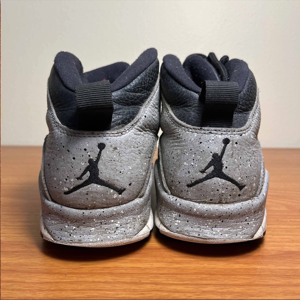 Jordan 10 Cement - Picture 4 of 11